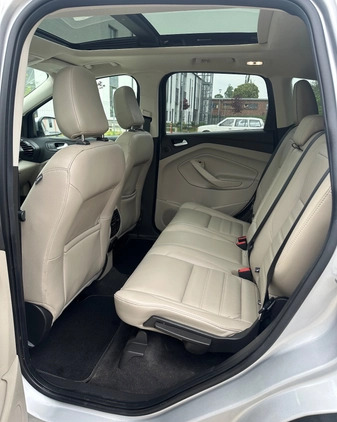 Ford Escape cena 74900 przebieg: 129000, rok produkcji 2019 z Nysa małe 137